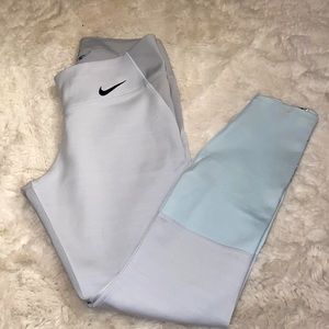 Nike leggings